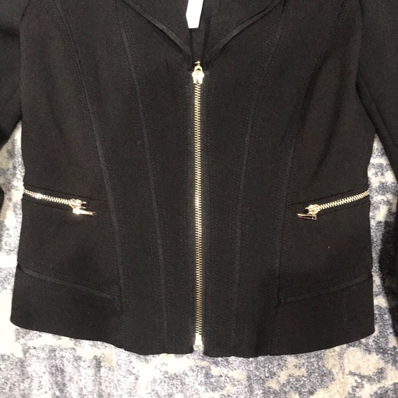 Black blazer with silver zipper and bottons - Picture 3 of 5